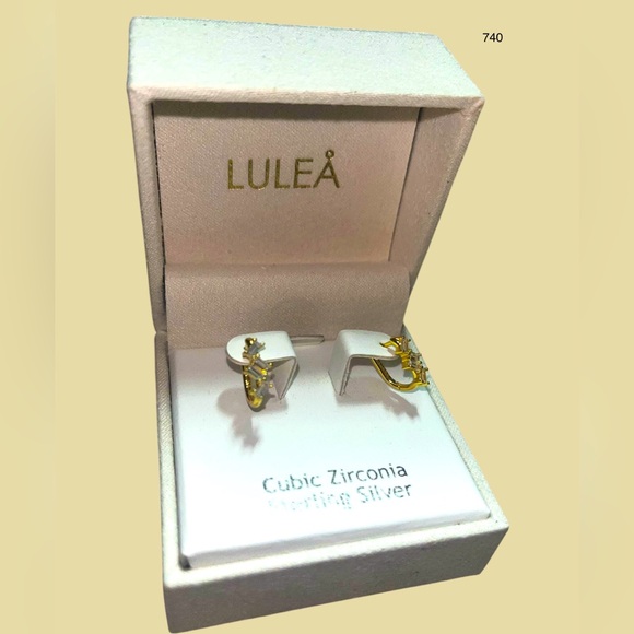 *new* Gold over Sterling Silver Cubic Zirconia Earrings - Picture 1 of 6